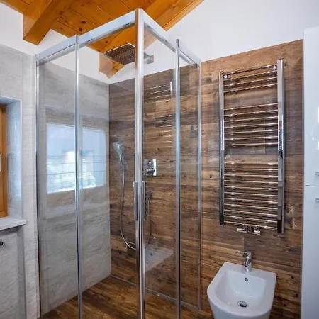 Bucaneve Apartment *